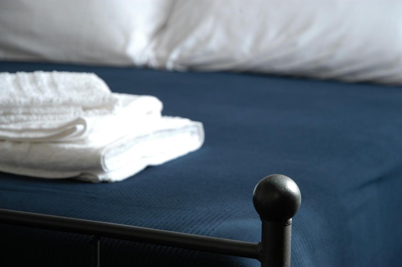 Castello D'Alcontres Guest House 3 Stelle 尼扎迪西奇利亚 外观 照片