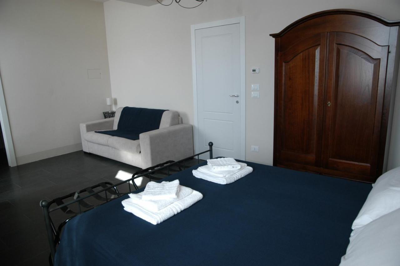 Castello D'Alcontres Guest House 3 Stelle 尼扎迪西奇利亚 外观 照片