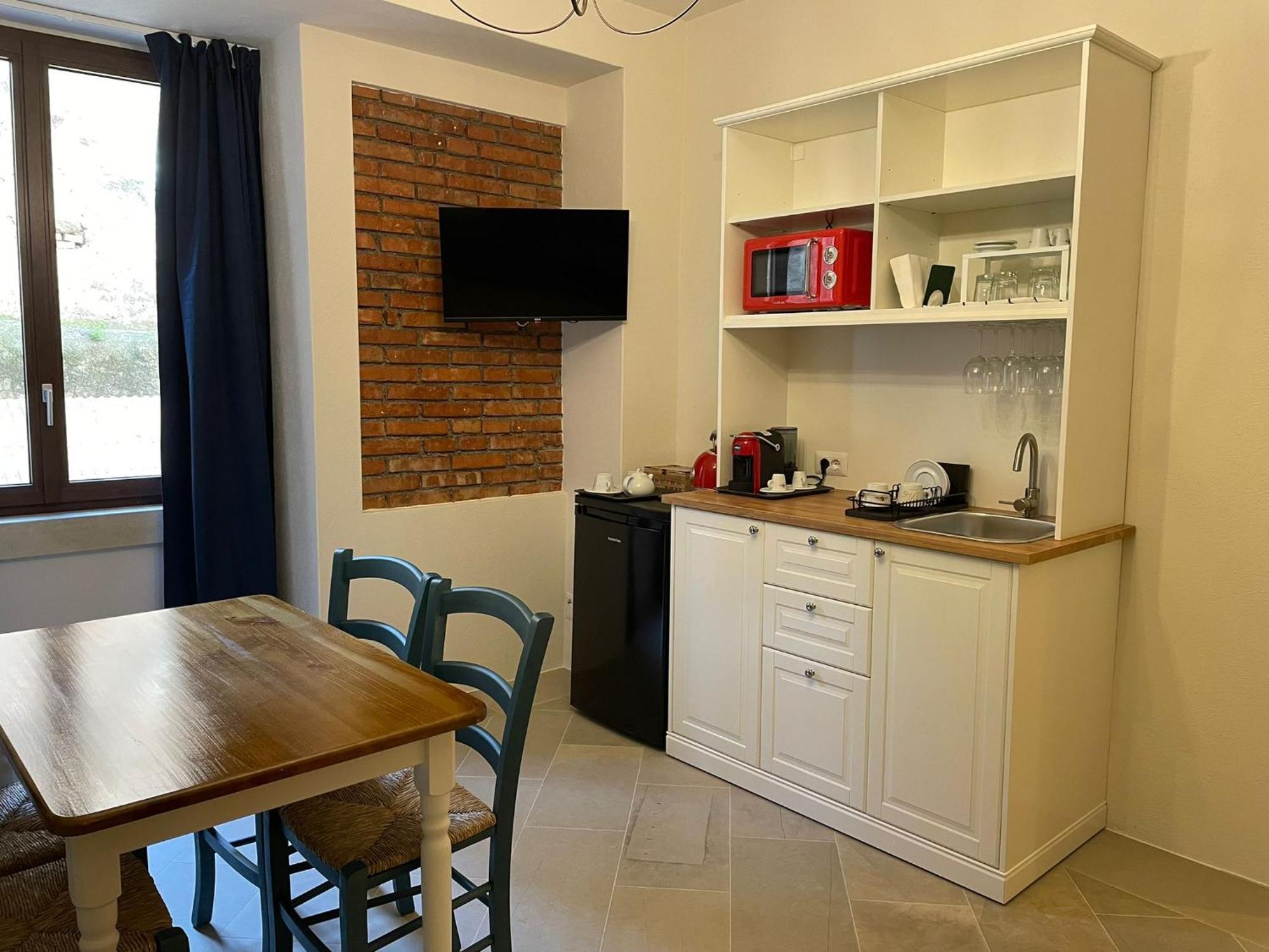 Castello D'Alcontres Guest House 3 Stelle 尼扎迪西奇利亚 外观 照片