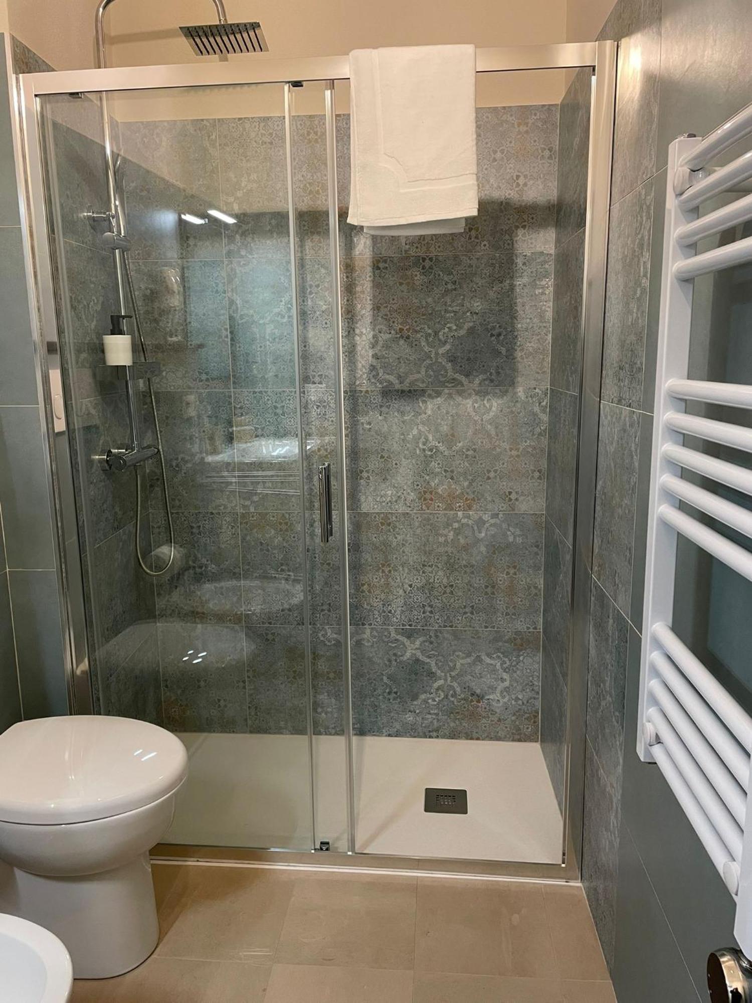 Castello D'Alcontres Guest House 3 Stelle 尼扎迪西奇利亚 外观 照片